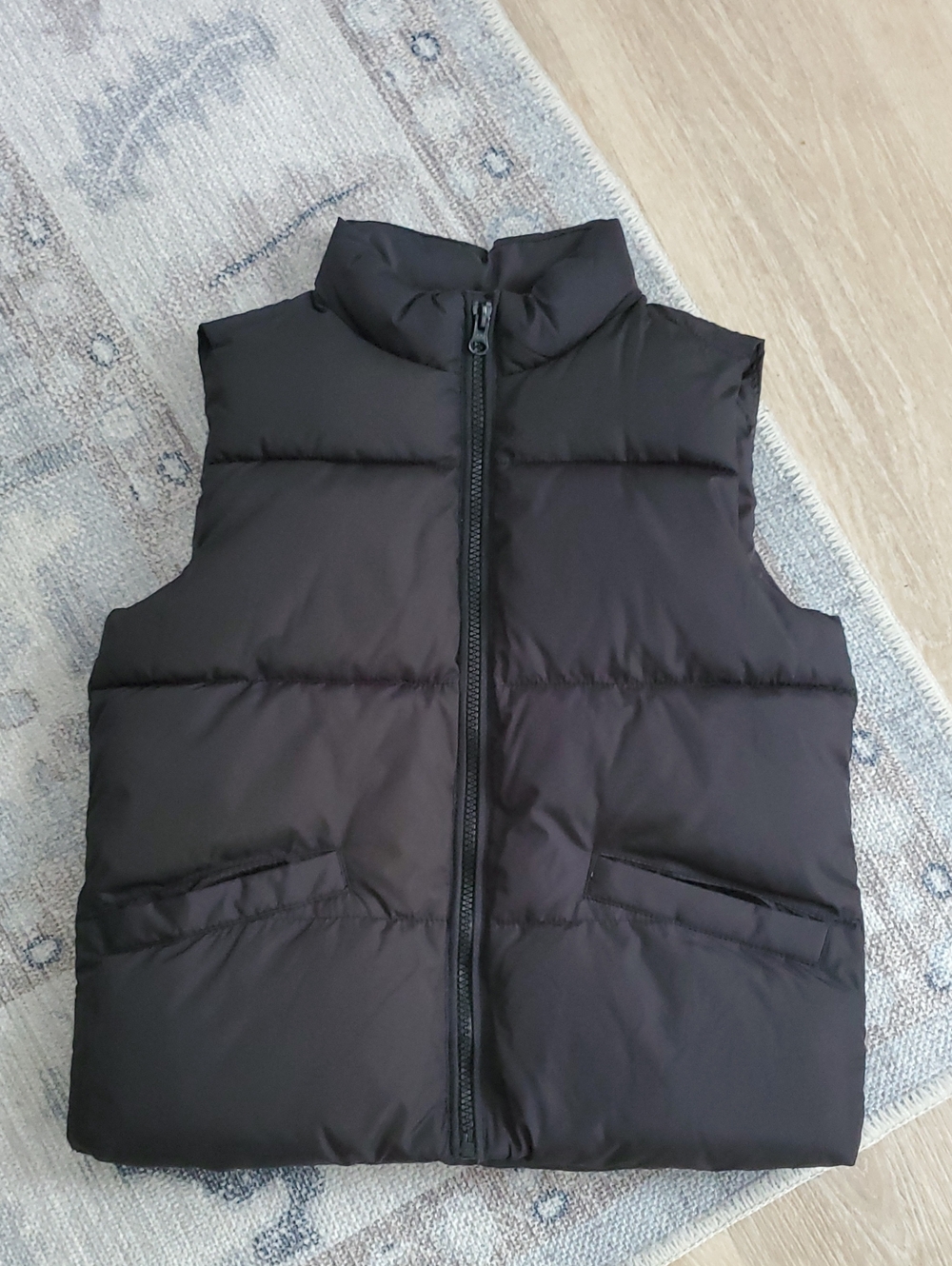 Old Navy Boys Black Puffer Zip Vest Jacket SzS (6-7)